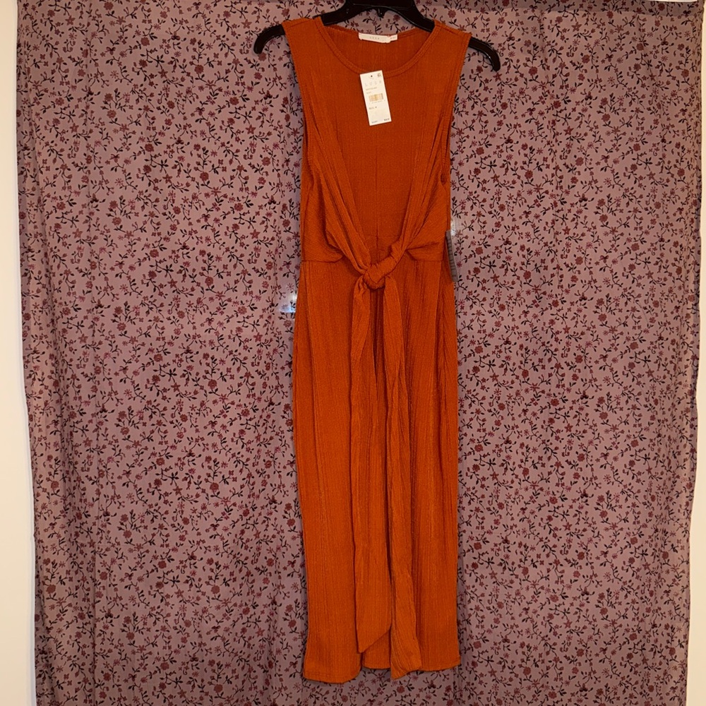 Lush Sleeveless Tie Midi Dress in Warm Rust NWT